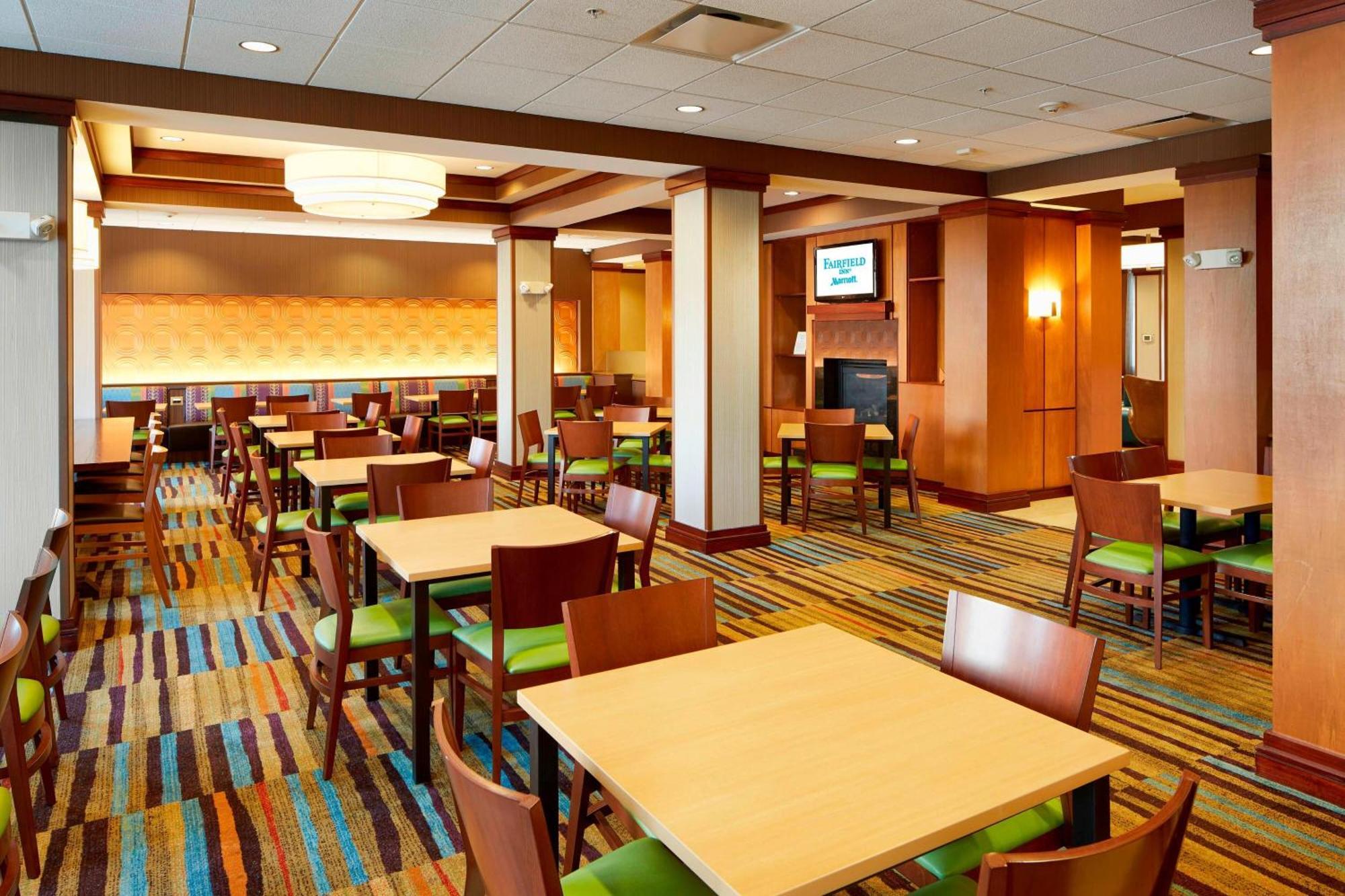 Fairfield Inn And Suites Columbus Polaris Bagian luar foto